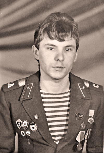 Валентин Новик после демобилизации.1987 год.