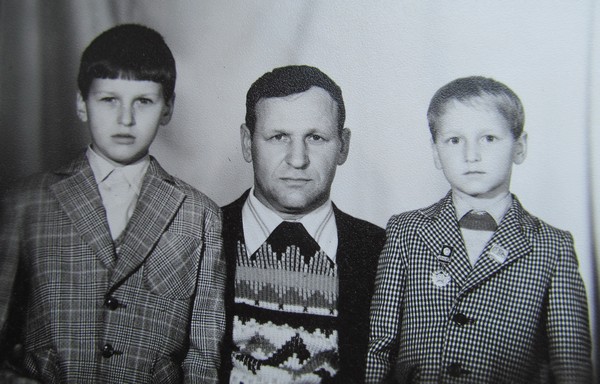 Володя, Владимир Владимирович,Олег. Волковыск. 1986 г.