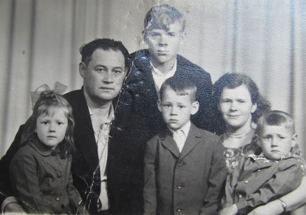 Семья сестры Зинаиды. г. Пинск. 1960 г.