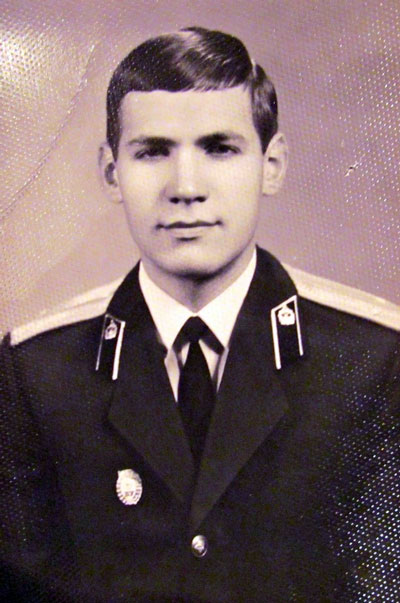 Лейтенант Николай Цыгановский. После окончания ВУ. 1971 г. 